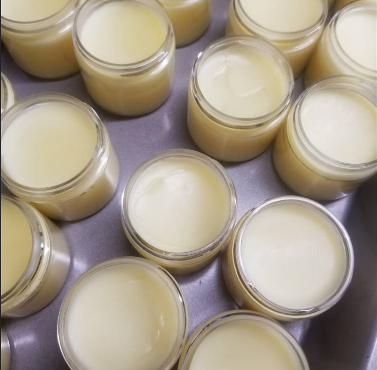 Herbal hair balm (strengthen & grows)